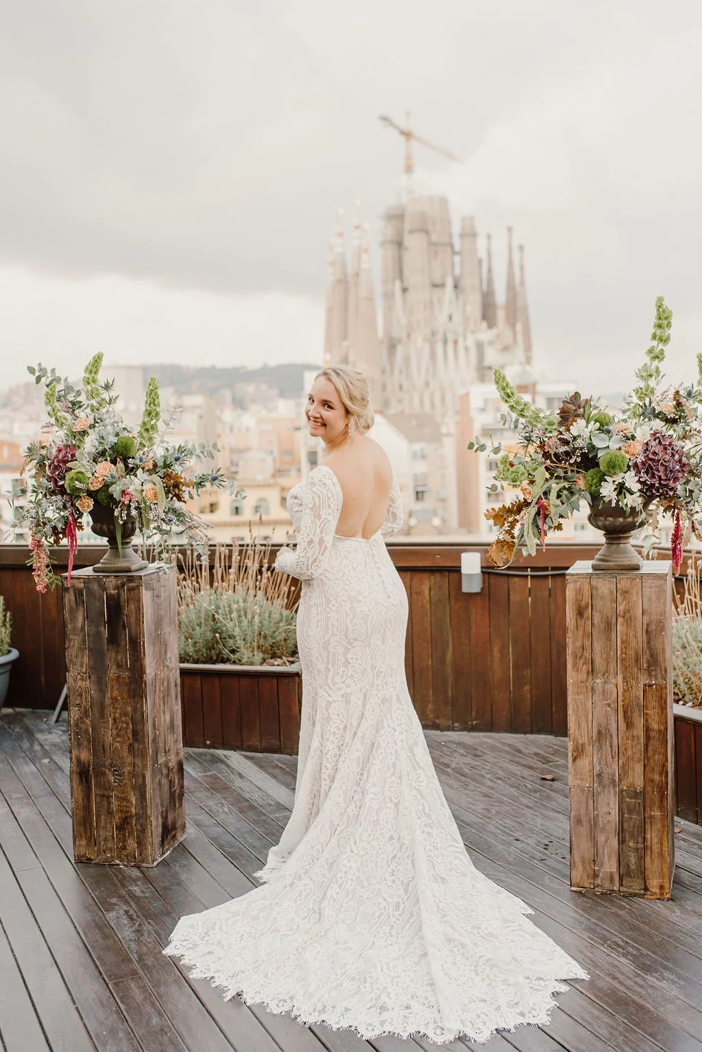 elopement-barcelona-intimate-ceremony76.jpg