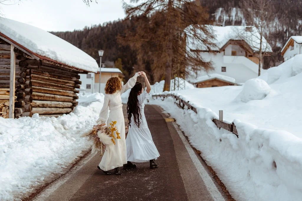 Intimate-wedding-dolomites-italy-mountain-elopement50.jpg