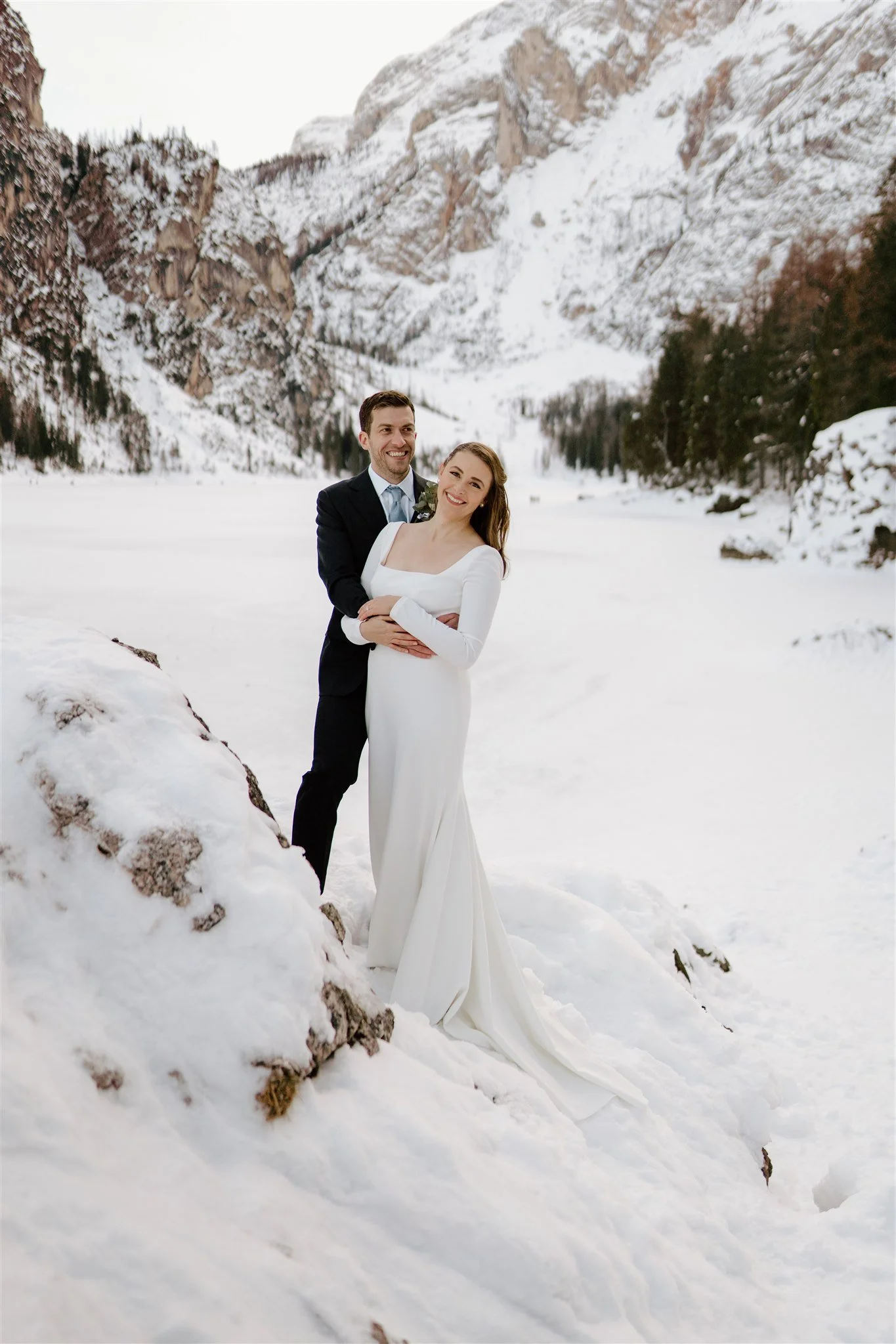 Romantic Elopement on the Mountains