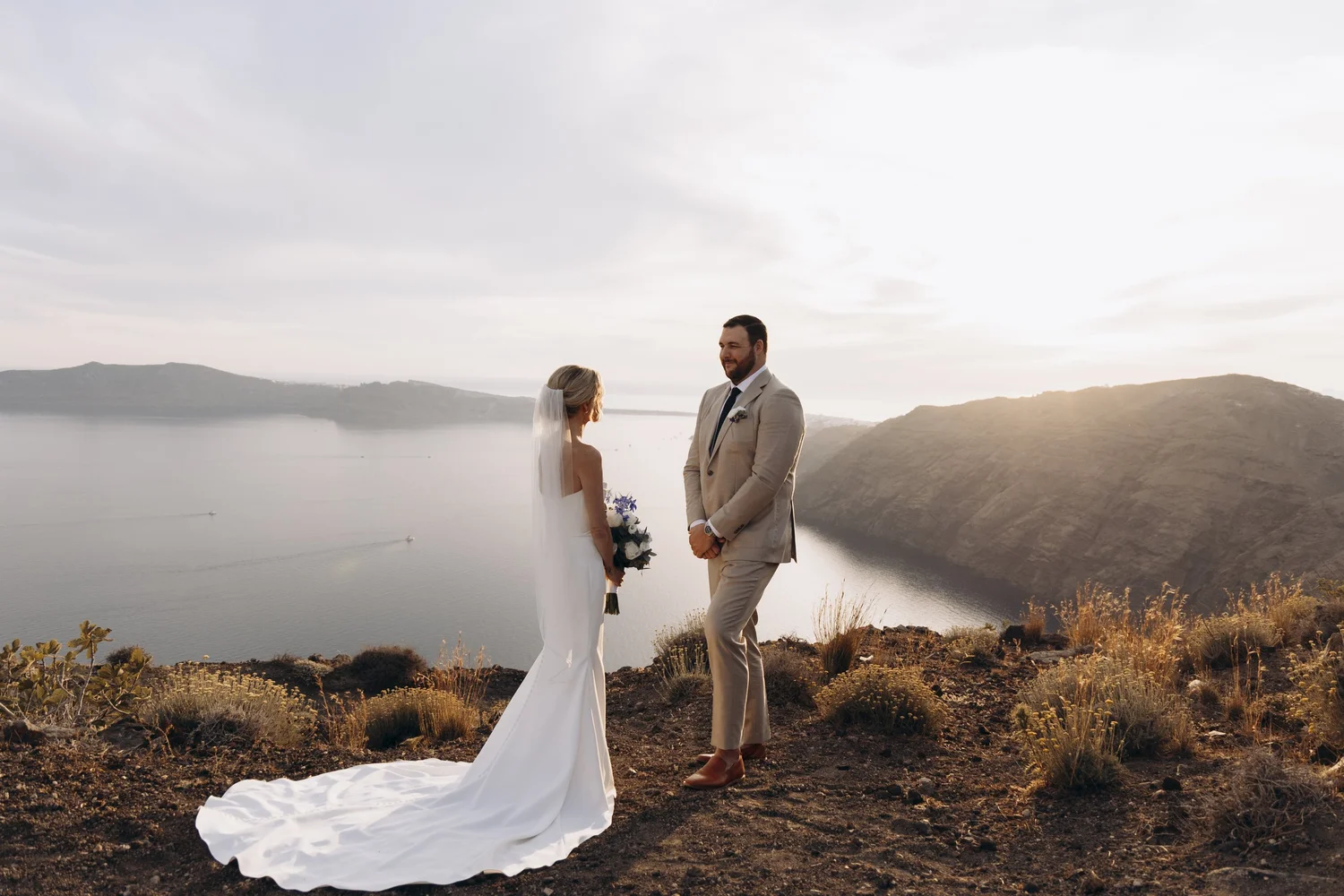 santorini-elopement-experience