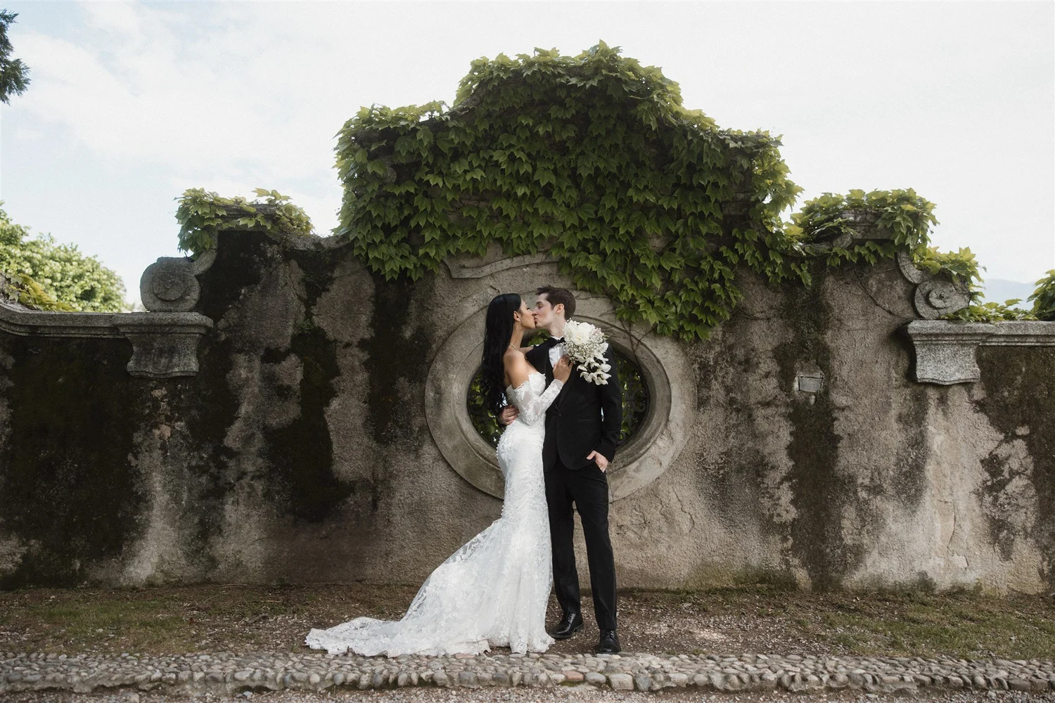 wedding elopement dresses - a guide