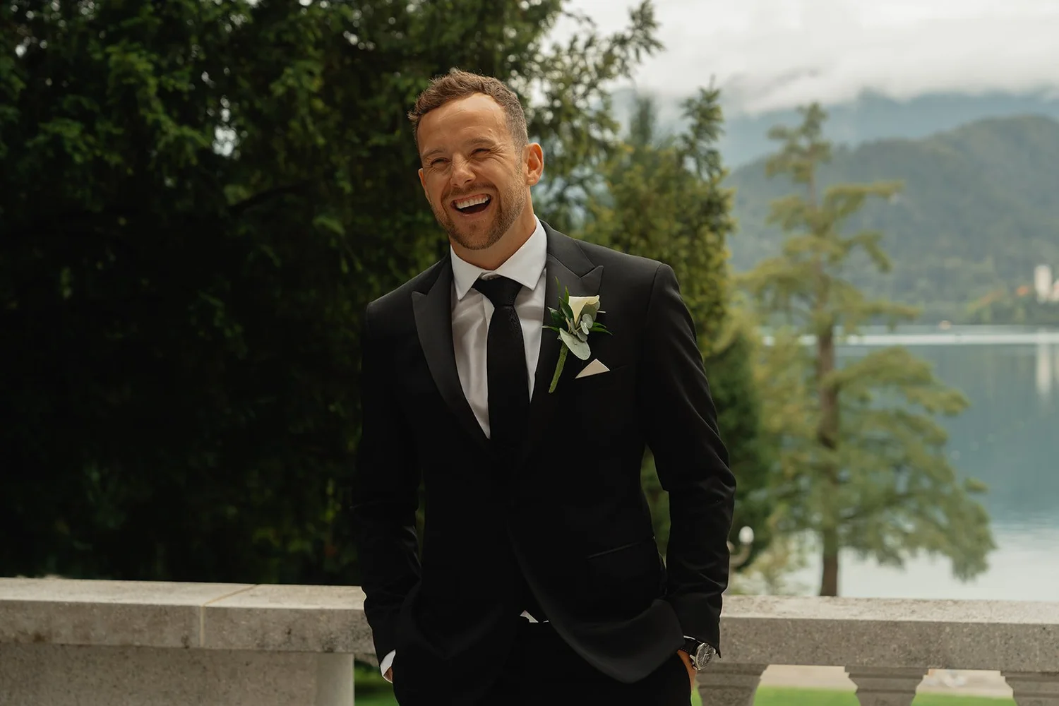 JenaLuke_Lake_Bled_elopement (70).jpg