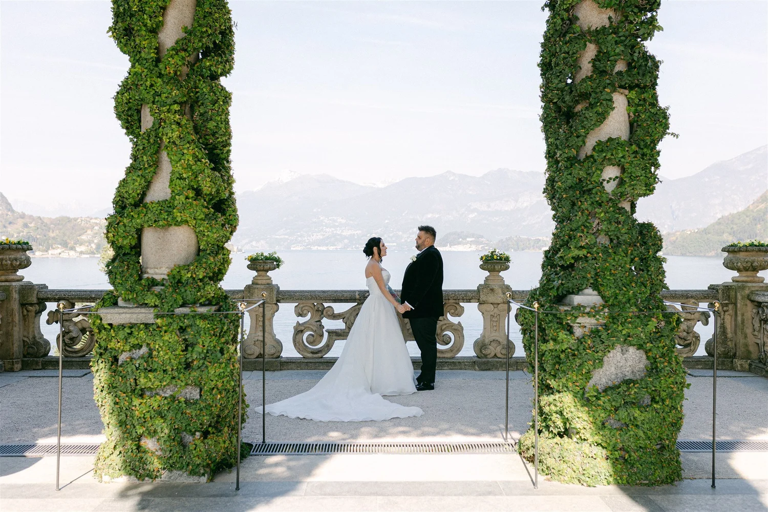 RebeccaChris-VillaBalbianelloWedding_0223.jpg