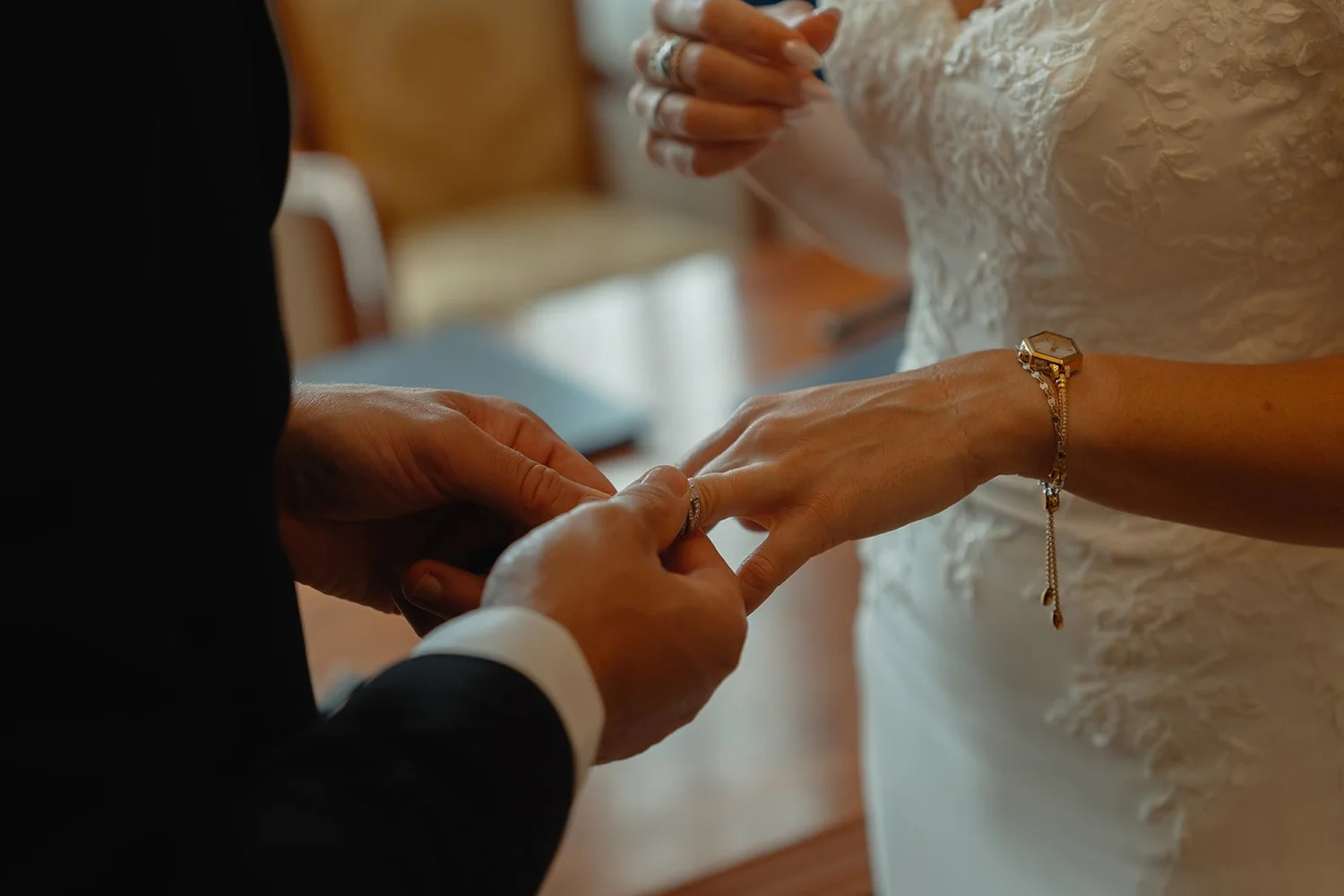 JenaLuke_Lake_Bled_elopement (129).jpg